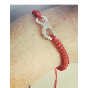 Bransoletka znak nieskończoności – czerwona